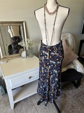 NWT urban outfitters novelty floral tiger animal printed midi flowy skirt S